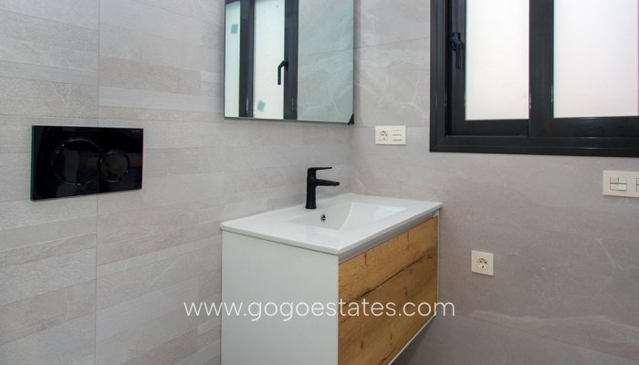 Te koop - Appartement - Appartement op de middelste verdieping - Torrevieja - Playa del Cura