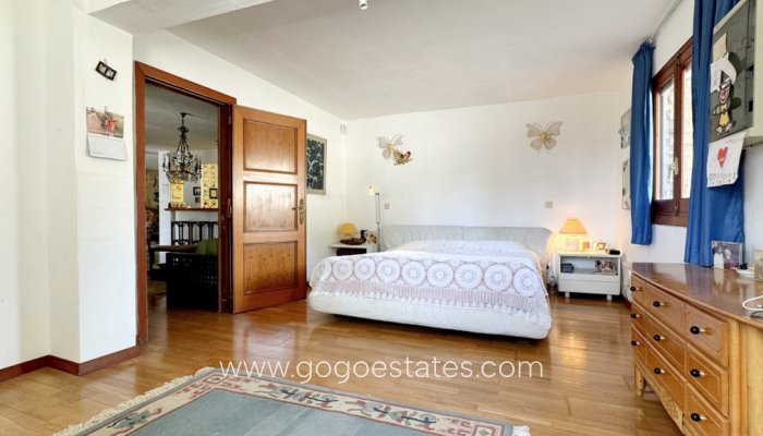 Te koop - Huis - Vrijstaande Villa - Orihuela - La Zenia