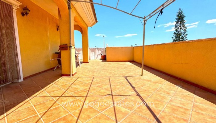 Te koop - Huis - Vrijstaande Villa - Torrevieja - Torrevieja Centro