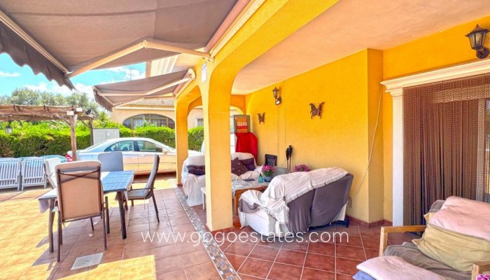 Te koop - Huis - Vrijstaande Villa - Torrevieja - Torrevieja Centro