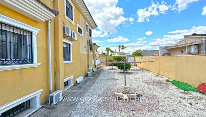 Te koop - Huis - Vrijstaande Villa - Torrevieja - Torrevieja Centro