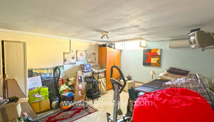 Te koop - Huis - Vrijstaande Villa - Torrevieja - Torrevieja Centro