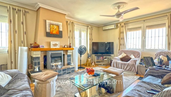 Te koop - Huis - Vrijstaande Villa - Torrevieja - Torrevieja Centro