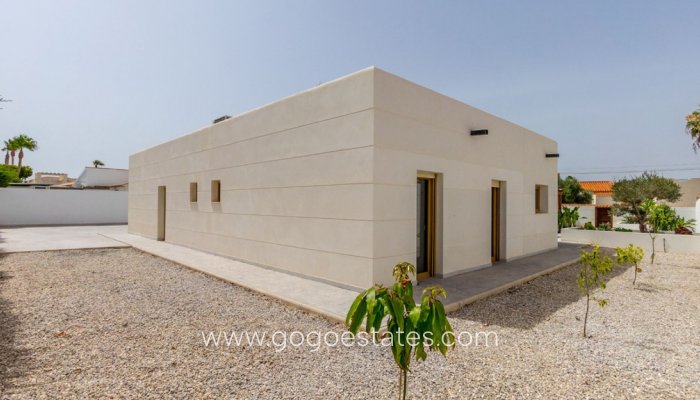 Te koop - Huis - Vrijstaande Villa - Torrevieja - Torrevieja Centro