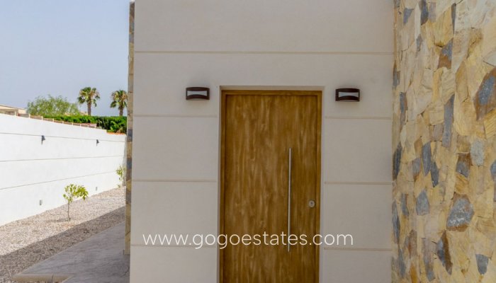 Te koop - Huis - Vrijstaande Villa - Torrevieja - Torrevieja Centro