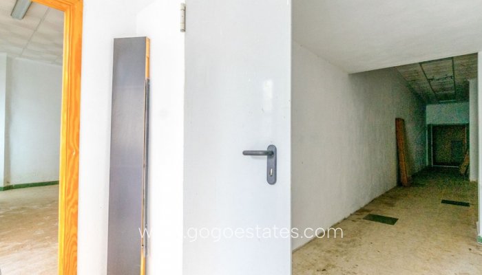 Te koop - Commercieel - Overig - Torrevieja - Torrevieja Centro