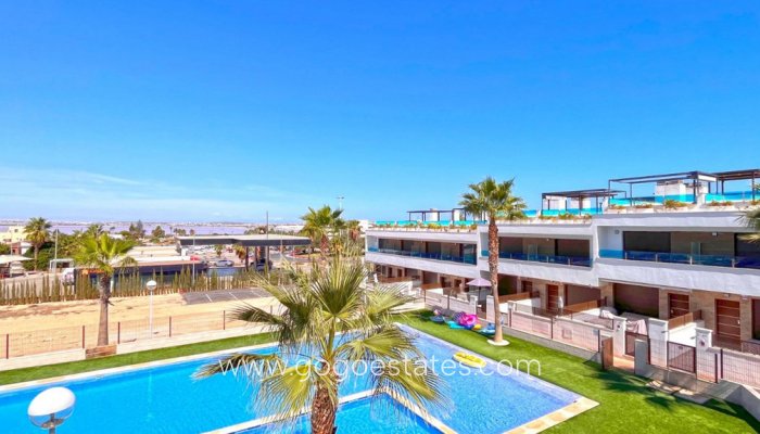 Te koop - Huis - Stadswoning - Torrevieja - Torrevieja Centro
