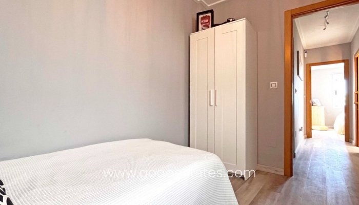 Te koop - Huis - Stadswoning - Torrevieja - Torrevieja Centro