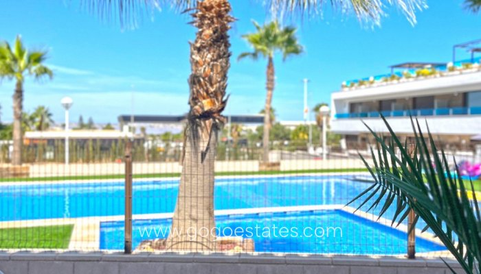Te koop - Huis - Stadswoning - Torrevieja - Torrevieja Centro
