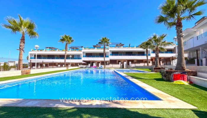 Te koop - Huis - Stadswoning - Torrevieja - Torrevieja Centro