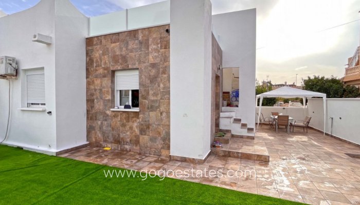 Te koop - Huis - Bungalow - Orihuela - Playa Flamenca