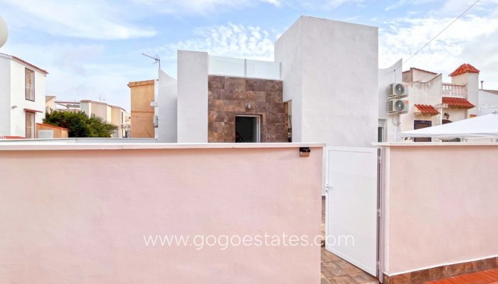Te koop - Huis - Bungalow - Orihuela - Playa Flamenca
