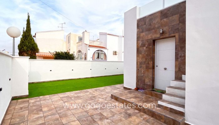 Te koop - Huis - Bungalow - Orihuela - Playa Flamenca