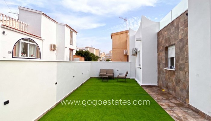 Te koop - Huis - Bungalow - Orihuela - Playa Flamenca