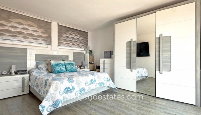 Te koop - Huis - Vrijstaande Villa - Orihuela - Villamartin