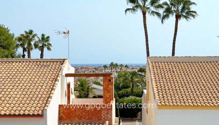 Te koop - Huis - Vrijstaande Villa - Orihuela - Villamartin