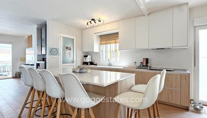 Te koop - Huis - Vrijstaande Villa - Orihuela - Villamartin