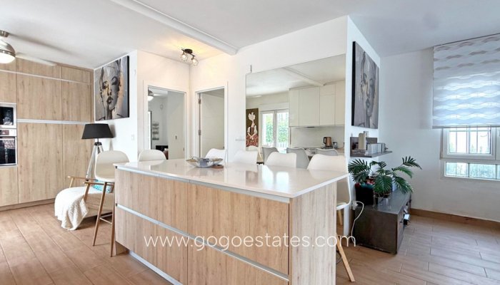 Te koop - Huis - Vrijstaande Villa - Orihuela - Villamartin