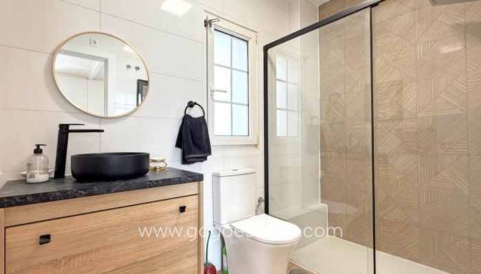 Te koop - Huis - Vrijstaande Villa - Orihuela - Villamartin