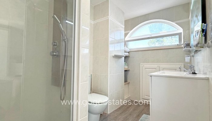 Te koop - Huis - Vrijstaande Villa - Orihuela - Villamartin