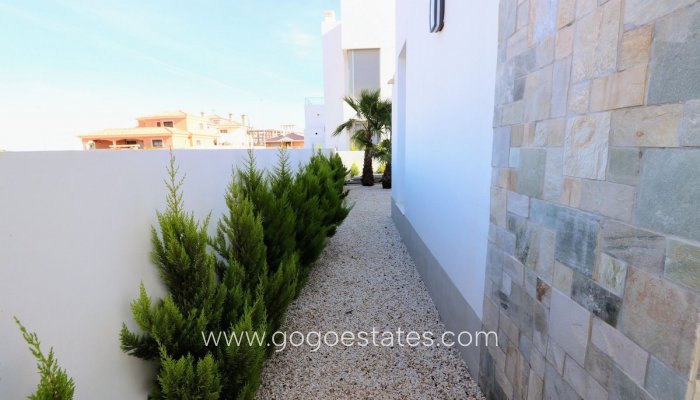 Te koop - Huis - Vrijstaande Villa - Los Alcazares - Los Alcazares Centro