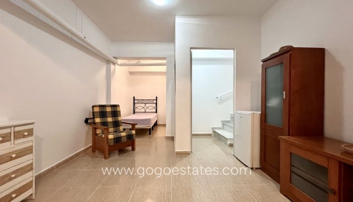 Te koop - Huis - Stadswoning - Murcia - Avileses