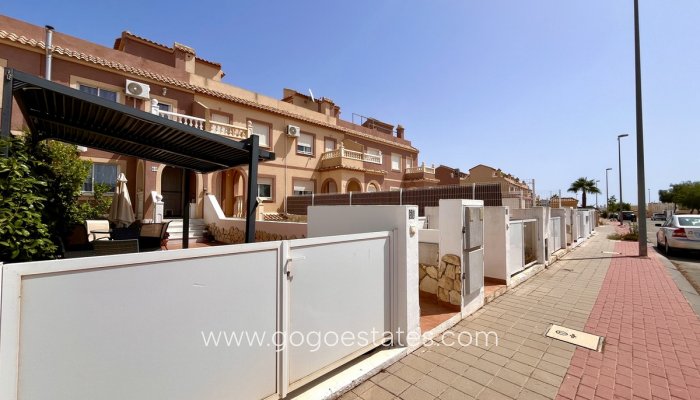 Te koop - Huis - Stadswoning - Murcia - Avileses
