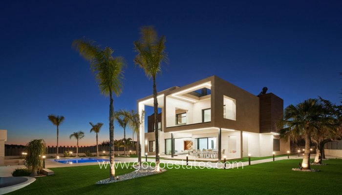 Te koop - Huis - Vrijstaande Villa - Molina De Segura - Molina de Segura Centro