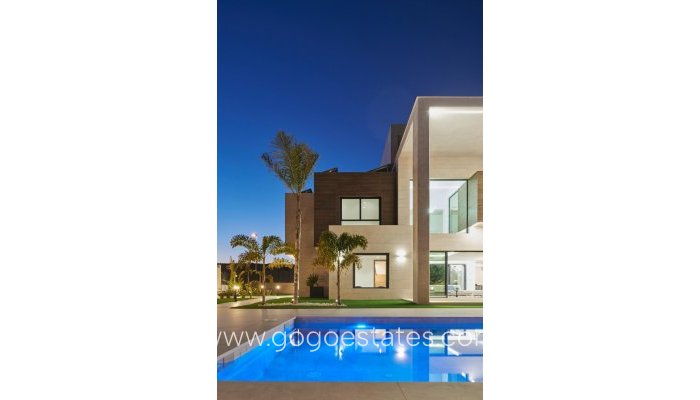 Te koop - Huis - Vrijstaande Villa - Molina De Segura - Molina de Segura Centro