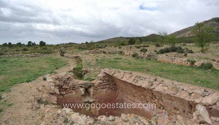 Te koop - Perceel - Land - Yecla - Yecla Centro