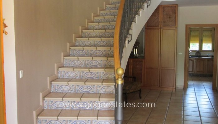 Resale - House - Detached Villa - Yecla - Yecla Centro