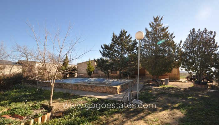 Te koop - Huis - Vrijstaande Villa - Yecla - Yecla Centro