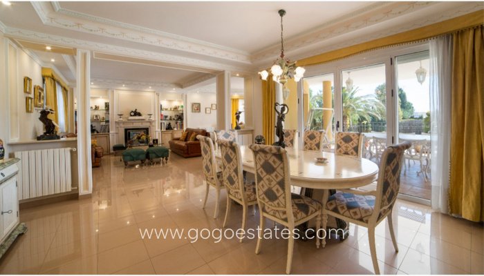 Resale - House - Detached Villa - Yecla - Yecla Centro