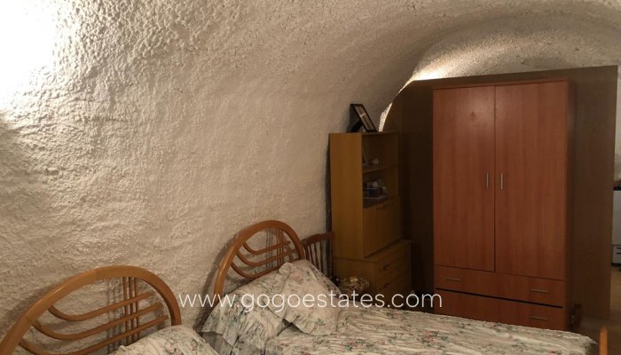 Te koop - Huis - Grotwoning - Murcia - Abanilla Centro