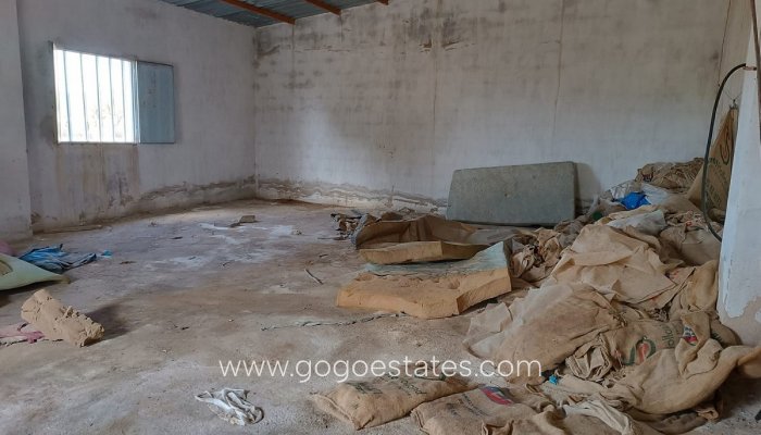 Te koop - Perceel - Land met ruïne - Yecla - Yecla Centro