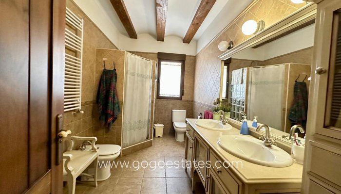 Te koop - Huis - Vrijstaande Villa - Yecla - Yecla Centro