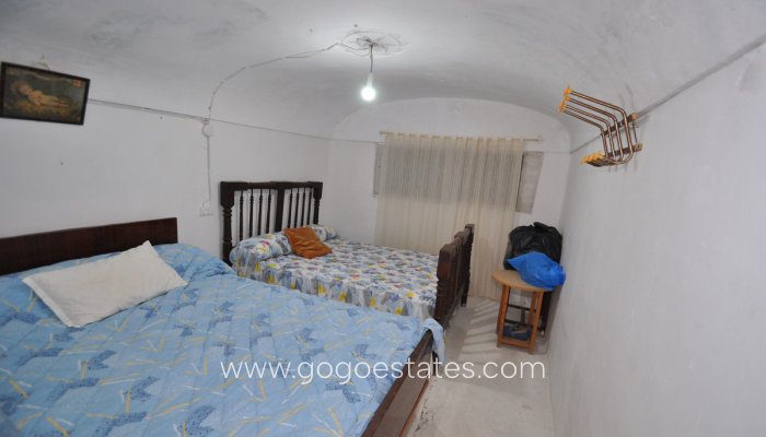 Te koop - Huis - Grotwoning - Jumilla - La Zarza