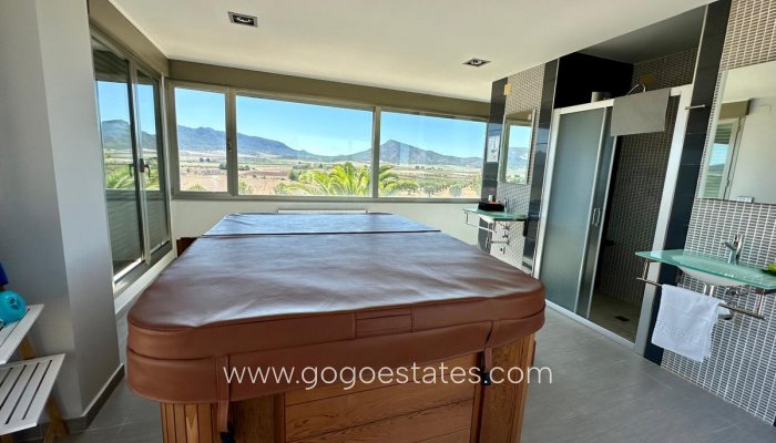 Venta - Casa - Chalet Independiente - Yecla - Yecla Centro