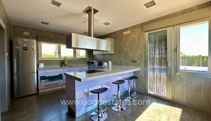 Venta - Casa - Chalet Independiente - Yecla - Yecla Centro