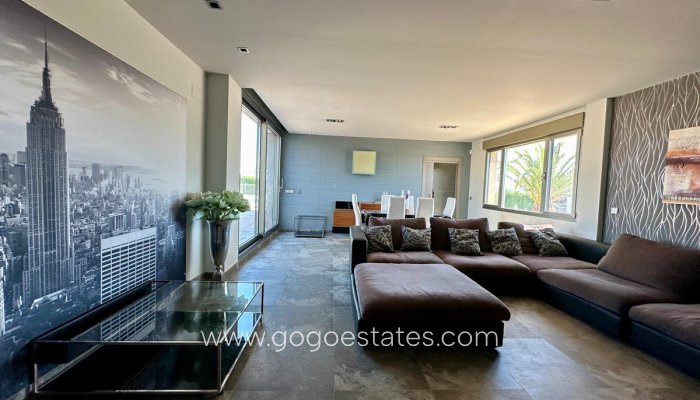 Venta - Casa - Chalet Independiente - Yecla - Yecla Centro