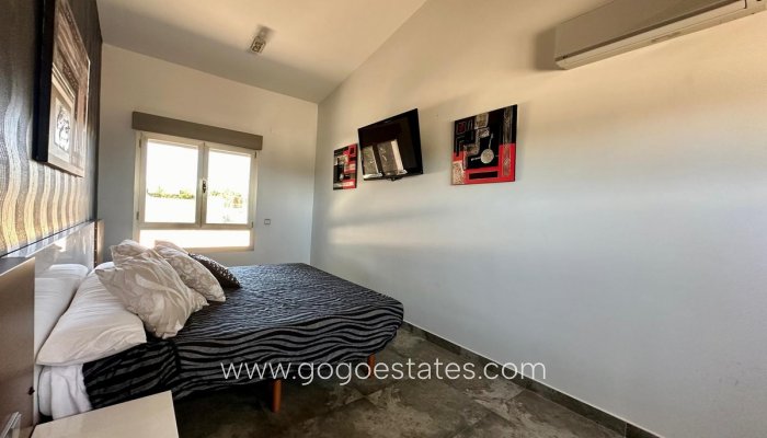 Venta - Casa - Chalet Independiente - Yecla - Yecla Centro