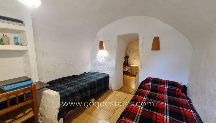 Te koop - Huis - Grotwoning - Murcia - Abanilla Centro