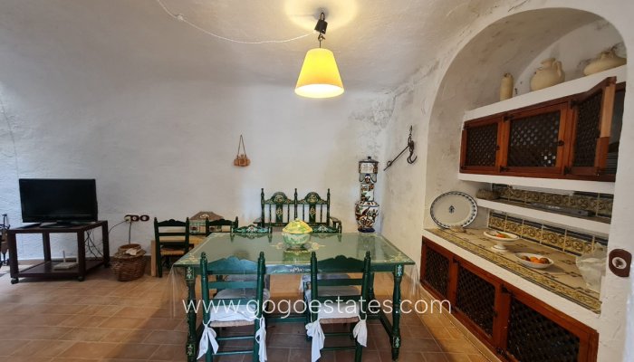 Te koop - Huis - Grotwoning - Murcia - Abanilla Centro