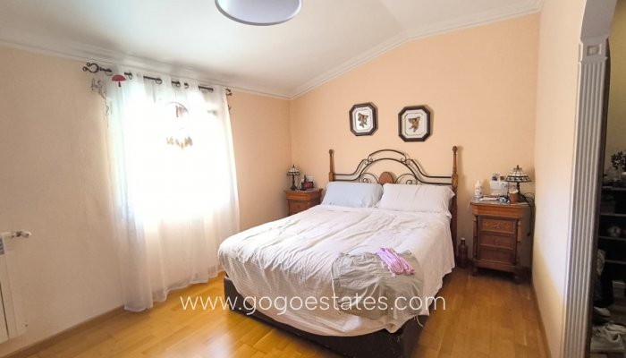 Te koop - Huis - Vrijstaande Villa - Yecla - Yecla Centro