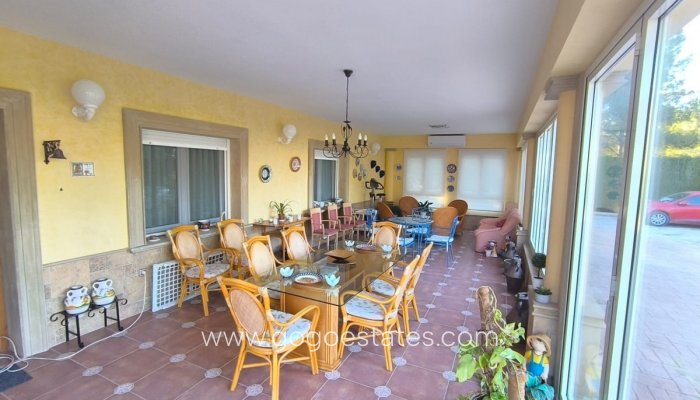 Te koop - Huis - Vrijstaande Villa - Yecla - Yecla Centro