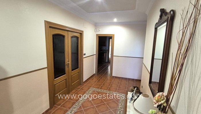 Te koop - Huis - Vrijstaande Villa - Yecla - Yecla Centro