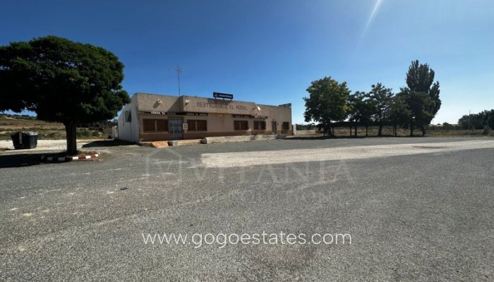 Te koop - Commercieel - Overig - Calasparra - Caravaca de la Cruz Centro