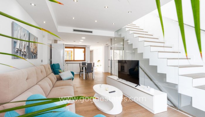 Te koop - Huis - Vrijstaande Villa - Los Alcazares - Los Alcazares Centro