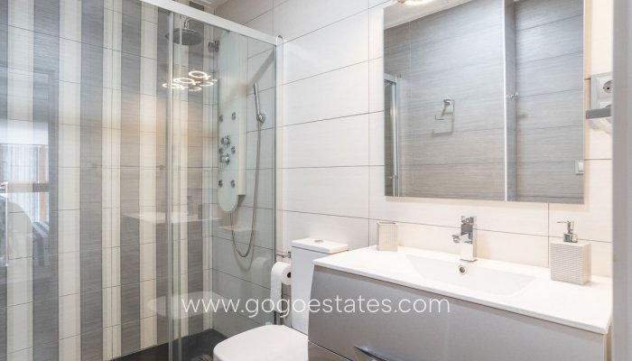 Te koop - Huis - Vrijstaande Villa - Los Alcazares - Los Alcazares Centro