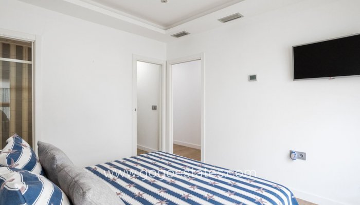 Te koop - Huis - Vrijstaande Villa - Los Alcazares - Los Alcazares Centro